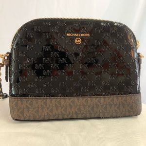 Michael Kors Jet Set Charm Dome Crossbody Handbag